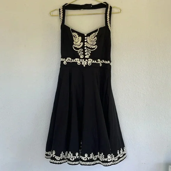 French Connection Black Ivory Linen Blend Embroidered Sweetheart Halter Dress 6 - Picture 1 of 9